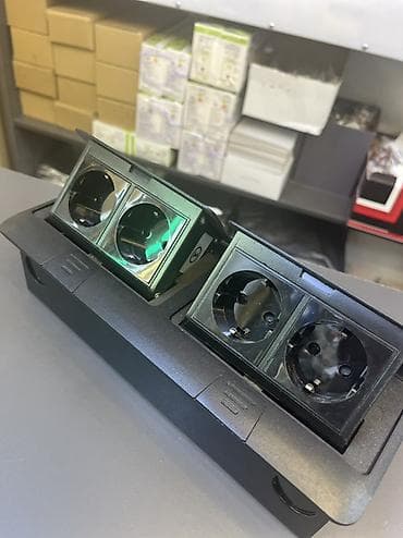 party box: Розетка, С заземлением, Встроенные — 2