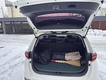 mazda cx: Kia Sportage: 2019 г., 2 л, Автомат, Дизель, Кроссовер — 4