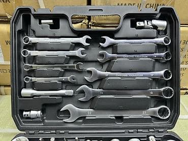 машино: Набор инструментов Leeder Tools, 82 предмета, в прочном пластиковом — 2