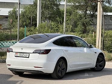 портативная станция: Tesla Model 3: 2020 г., Вариатор, Электромобиль, Седан — 3