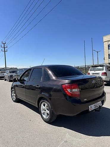 волга уаз: ВАЗ (ЛАДА) Granta: 2013 г., 1.6 л, Автомат, Газ, Седан — 5