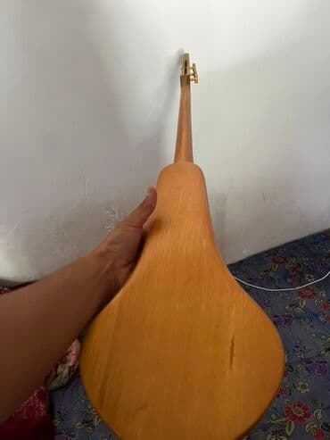 домбра комуз: Казахский щипковый инструмент — домбра - Корпус грушевидной формы — 2