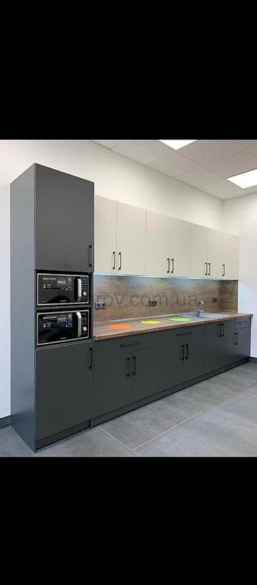 световые линии: Кухонные гарнитуры и шкафы на заказ - Современные кухни линейной — 2