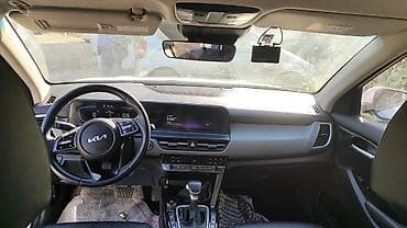 Kia: Kia Seltos: 2024 г., 1.6 л, Автомат, Бензин — 3