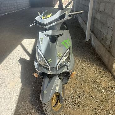 танк скутер: Скутер 50–125 см³ (автомат), городской класс. Особенности: - Серый — 4