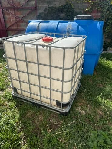 пустые канистры: Еврокуб 1000 т — 2