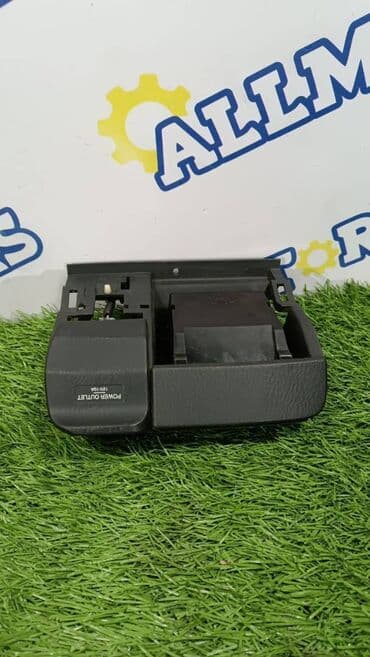 Acura MDX v-3.5 2001 год пепельница