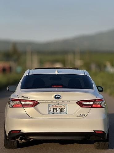 70 camry: Toyota Camry: 2020 г., 2.5 л, Вариатор, Гибрид, Седан — 7