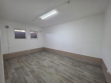 Коммерциялык мүлк: Кеңселерди ижаралоо, 208 м², Турак комплексинде, Өзүнчө ашканасы менен, Өзүнчө кире бериши менен, Өзүнчө санитардык түйүнү менен — 7