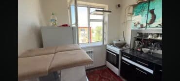 квартира или дом: 3 бөлмө, 57 кв. м, 103-серия, 4 кабат, Косметикалык ремонт — 9