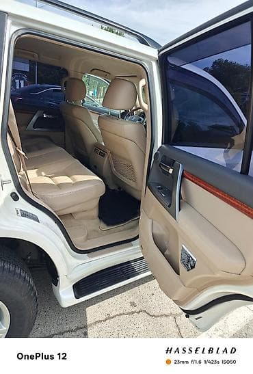 Продажа авто: Toyota Land Cruiser: 2014 г., 4.5 л, Автомат, Дизель, Внедорожник — 8