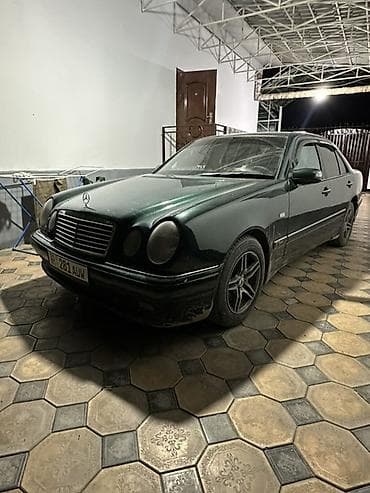 Mercedes-Benz E-Class: 1997 г., 3.2 л, Механика, Газ, Седан