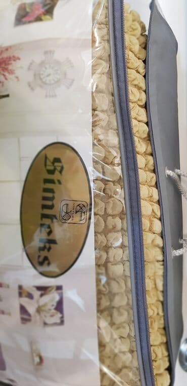 чехлы для диванов и кресел: Продаю абсолютно новый комплект чехлов на 3хместный диван и 2 кресла — 4