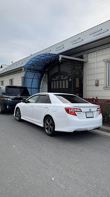 Транспорт: Toyota Camry: 2014 г., 2.5 л, Автомат, Бензин, Седан — 4