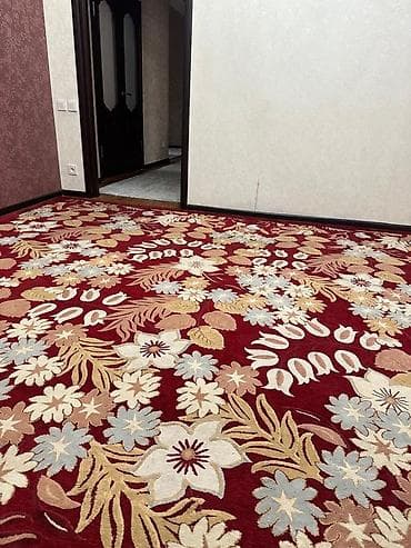 Двуспальная кровать с высоким мягким изголовьем - Размер спального — 8