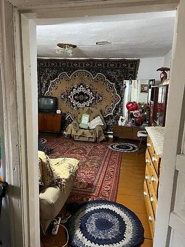 Дома: 🏡 Продается дом с магазином под снос! 📍 Район Кирпичный Завод, Бишкек — 8