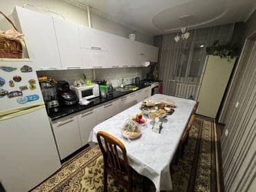 продаю дом район кирком: Дом, 140 м², 5 комнат, Собственник — 5