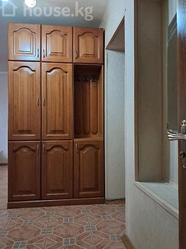 3 room flat: 3 комнаты, 80 м², Индивидуалка, 3 этаж — 10