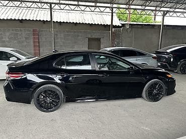 Транспорт: Toyota Camry: 2019 г., 2.5 л, Автомат, Бензин, Седан — 4