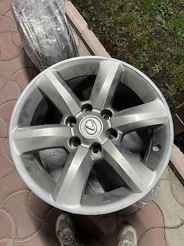 Диски: Литые Диски R 18 Lexus, отверстий - 6 — 1