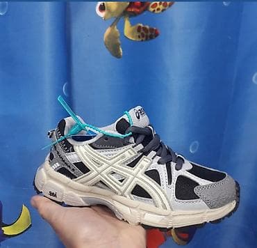 кроссовк: Кроссовки ASICS (подростковые для мальчиков) - Модель в стиле — 1