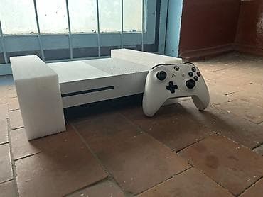 Xbox Series X: Xbox One S, белая Торг есть обмен на фикс Комплектация: - Игровая — 4