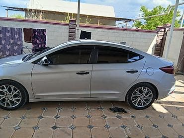 e class: Hyundai Elantra: 2019 г., 1.6 л, Автомат, Газ, Седан — 3