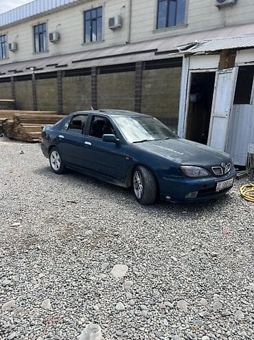 Транспорт: Nissan Primera: 1999 г., Автомат, Бензин, Седан — 4