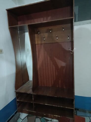 Кухонные шкафы: Шкаф-прихожая, С зеркалом, ЛДСП — 1