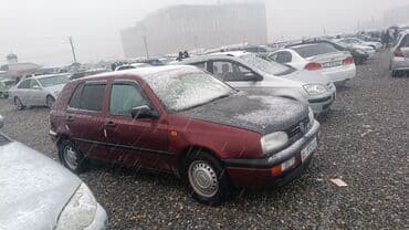 обмен квартиры: Volkswagen Golf: 1992 г., 1.8 л, Механика, Бензин, Хэтчбэк — 3