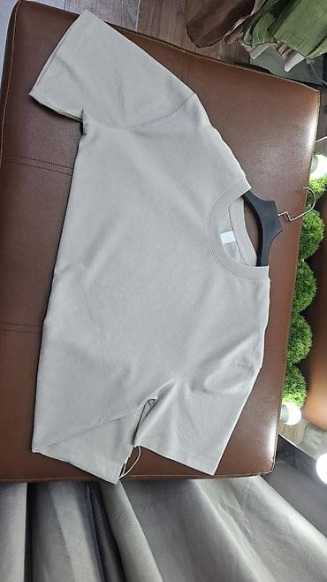 белые: Базовые однотонные футболки оверсайз - Крой: свободный оверсайз — 6