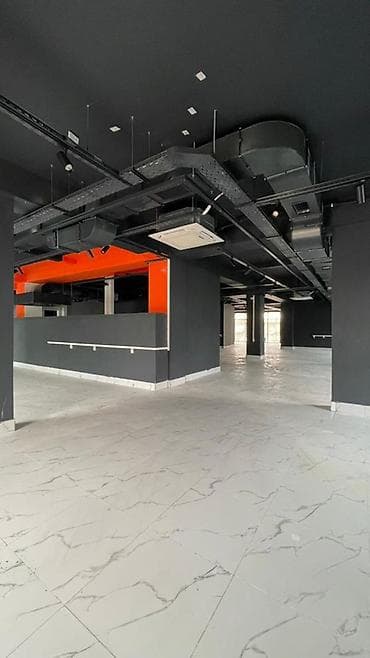 торговый места: Сдаётся просторное коммерческое помещение первая линия, панорамные — 6