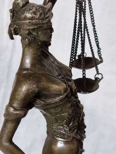 бронзовые подсвечники антиквариат: БРОНЗОВАЯ статуэтка ДРЕВНЕГРЕЧЕСКАЯ БОГИНЯ ПРОВОСУДИЯ ФОМИДА — 7