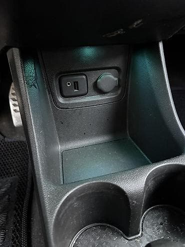 step spada: Chevrolet Spark: 2016 г., 1 л, Вариатор, Бензин, Хэтчбэк — 8