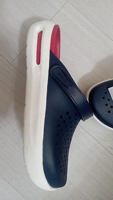 42: Crocs Inmotion Clog, модель 20.привезли с америки - Тип: сабо/кроксы — 1