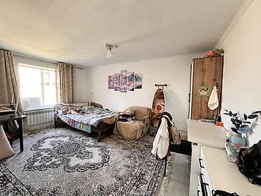 продаю дом ак ордо 1: Продаю дом с участком в Ак-Ордо 1, полдома, 2,5 соток земли. Ориентир — 6