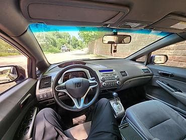 сивиу: Honda Civic: 2007 г., 1.8 л, Автомат, Газ, Седан — 7