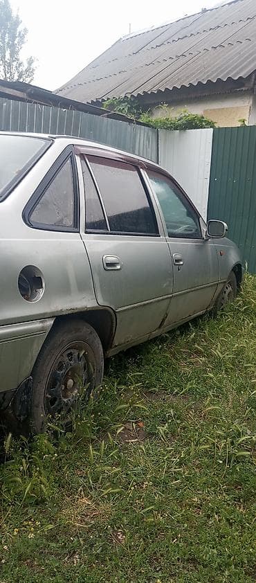 обмен на авто с доплатой: Daewoo Nexia: 2002 г., 1.5 л, Механика, Бензин — 3