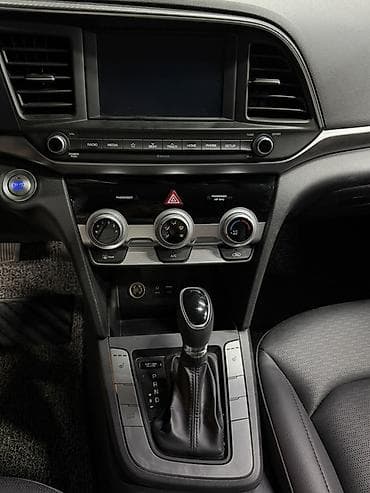 Продажа авто: Hyundai Avante: 2019 г., 1.6 л, Автомат, Бензин, Седан — 7