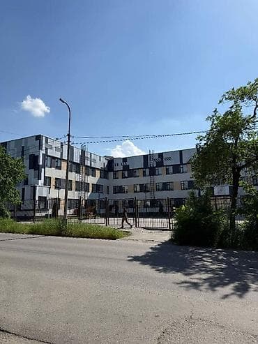 сентр: 1 комната, 32 м², 7 мкр 104 серия, 1 этаж, Косметический ремонт — 4