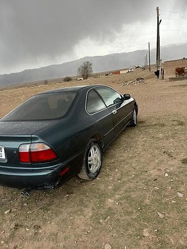 Honda Accord: 1996 г., 2.2 л, Механика, Бензин, Купе