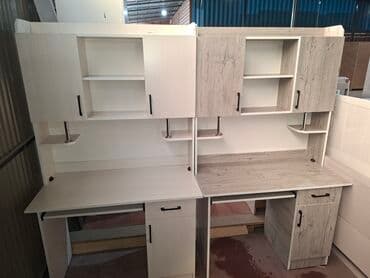 компьютерная стол: Компьютерный стол, Новый, С полками — 16