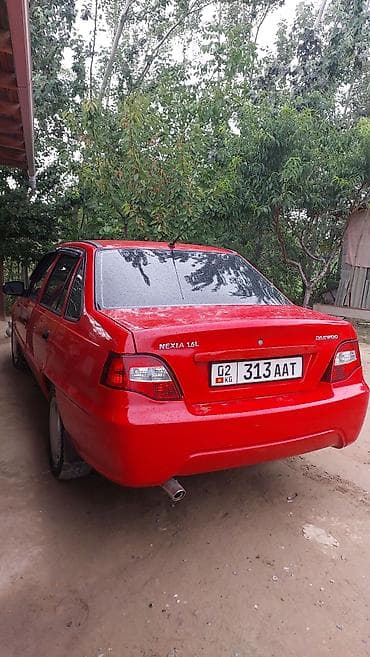 Унаа: Daewoo Nexia: 2011 г., 1.6 л, Кол менен иштөөчү, Бензин, Седан — 4