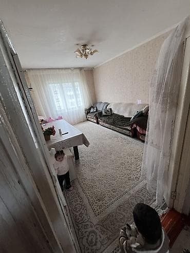 кут центр: 2 комнаты, 48 м², 105 серия, 4 этаж — 1