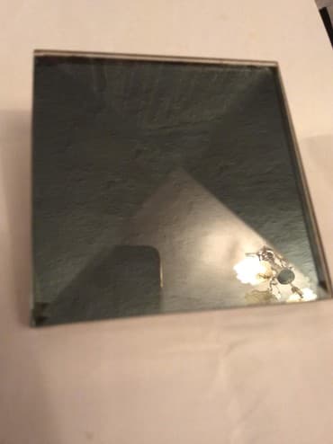 мебель для кафе бишкек: Плитка стеклянная,второй слой зеркало верхний слой стекло в форме — 2