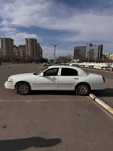lincoln corsair: Lincoln Town Car: 2003 г., 4.6 л, Автомат, Бензин, Седан — 5