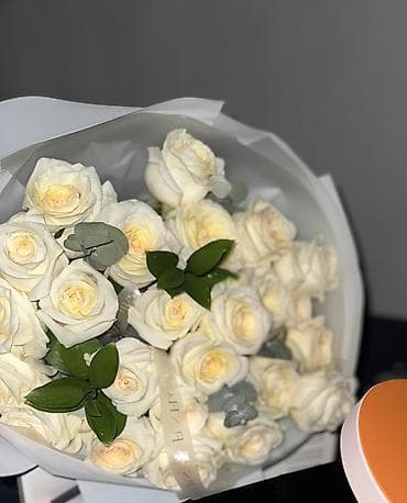 Цветы Букет из белых роз “Fun Flowers” - Состав: крупные белые розы