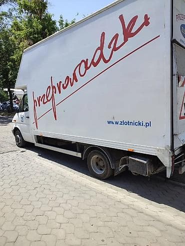 грузовой мерседез: Грузовой фургон Mercedes-Benz Sprinter (будка) для переездов и — 2
