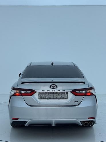 Toyota Camry: 2020 г., 2.5 л, Автомат, Бензин, Седан — 4