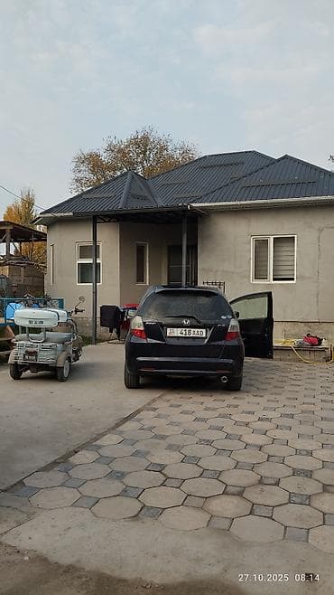 дом на даче: Дачасуу айылында. суу свет канализации баары бар — 6